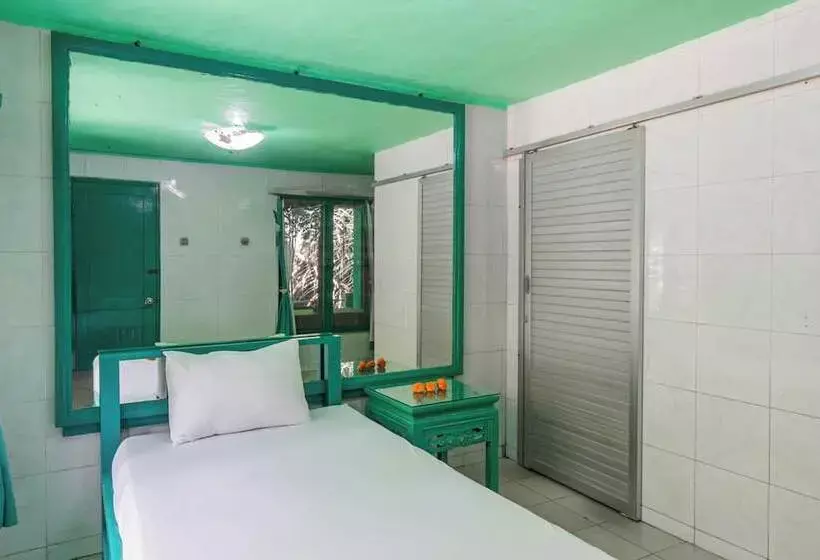 ホテル Belvilla Padma Legian Resort Near Monkey Forestnearubud Palace