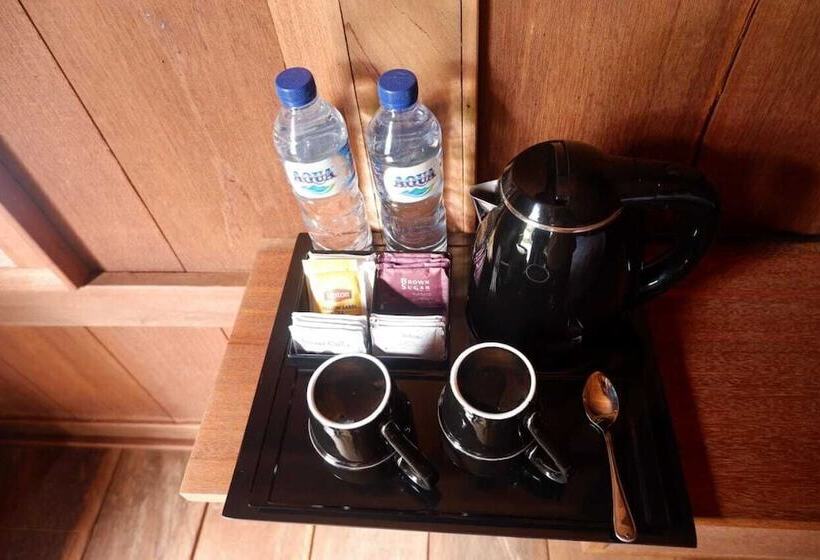 Отель Berugo Cottage