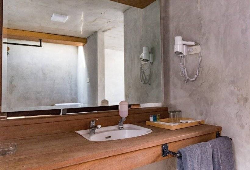 Отель Berugo Cottage