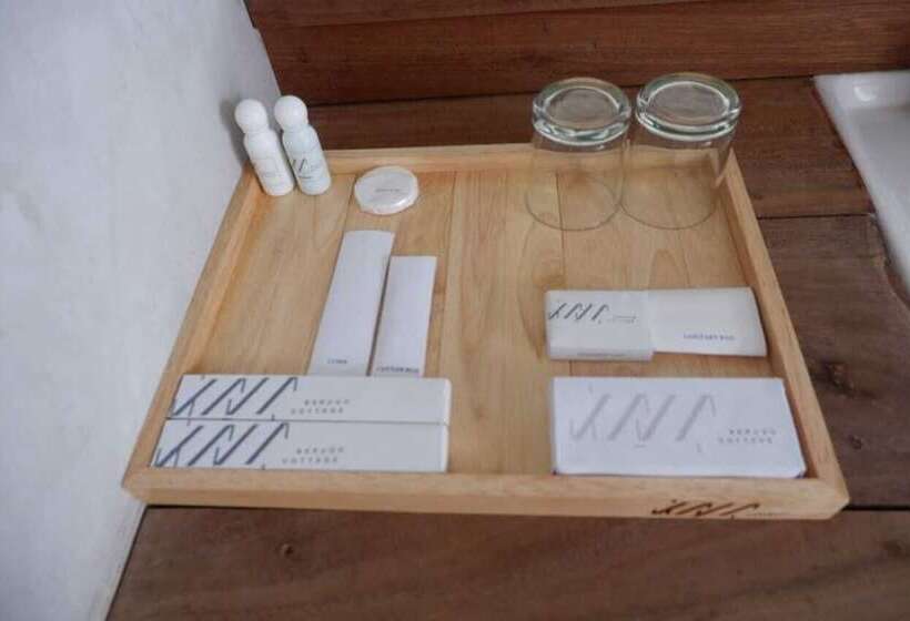 Отель Berugo Cottage