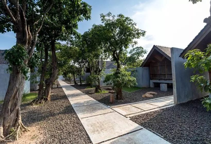 ホテル Berugo Cottage