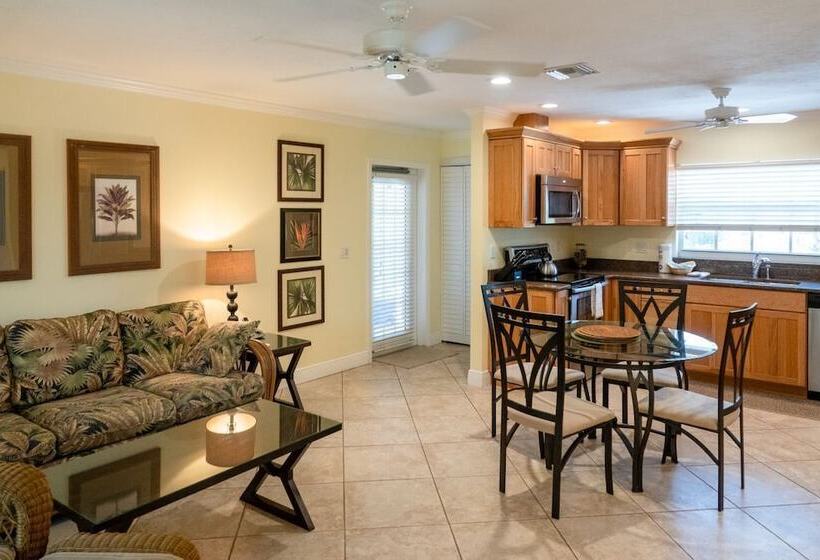 酒店 Siesta Key Inn