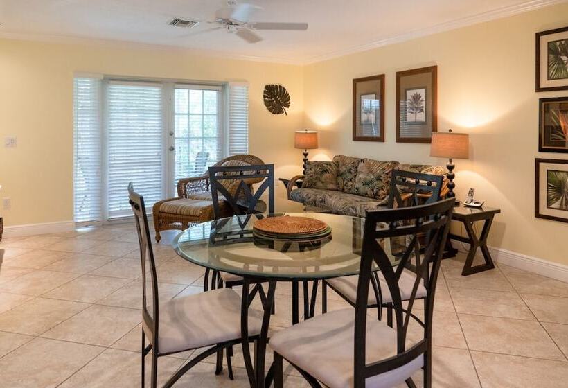 酒店 Siesta Key Inn