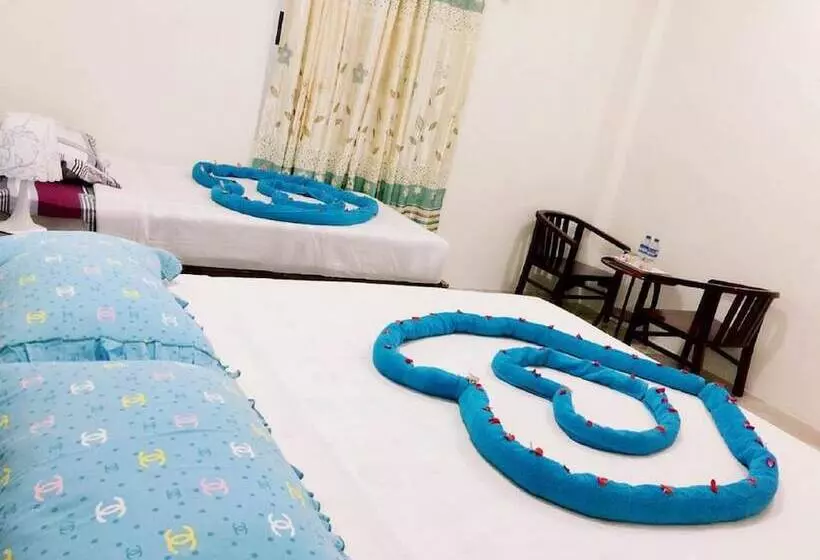 پانسیون Golden Queen Guest House