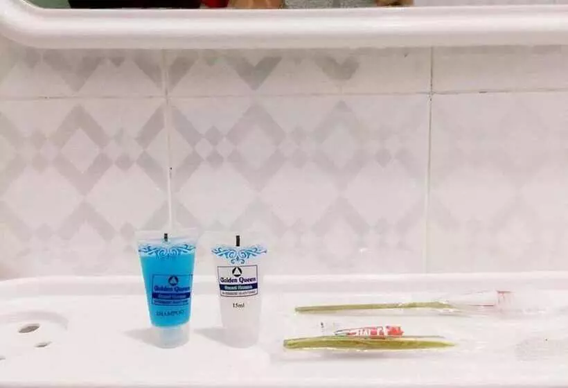 پانسیون Golden Queen Guest House