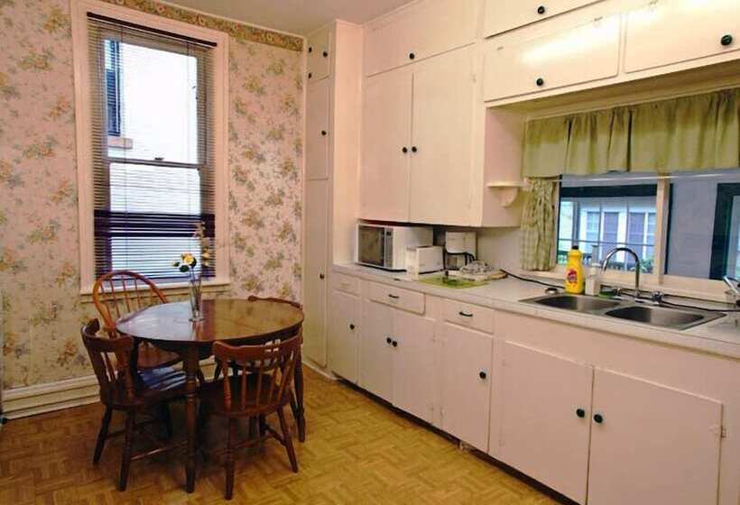 膳宿费 Towle House 1006