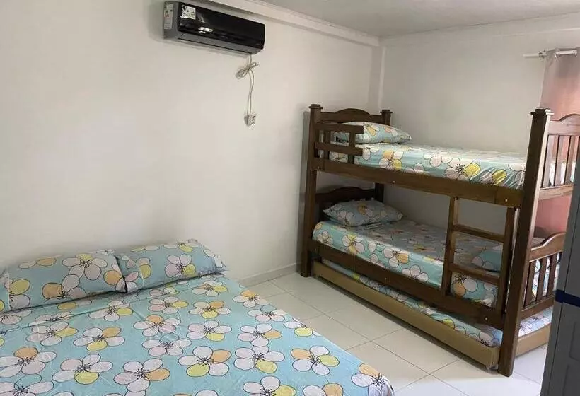 Hotelli Apartamentos Turístico Faviles