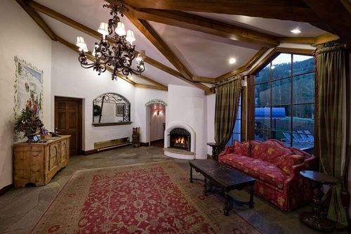 All Seasons At Golden Peak