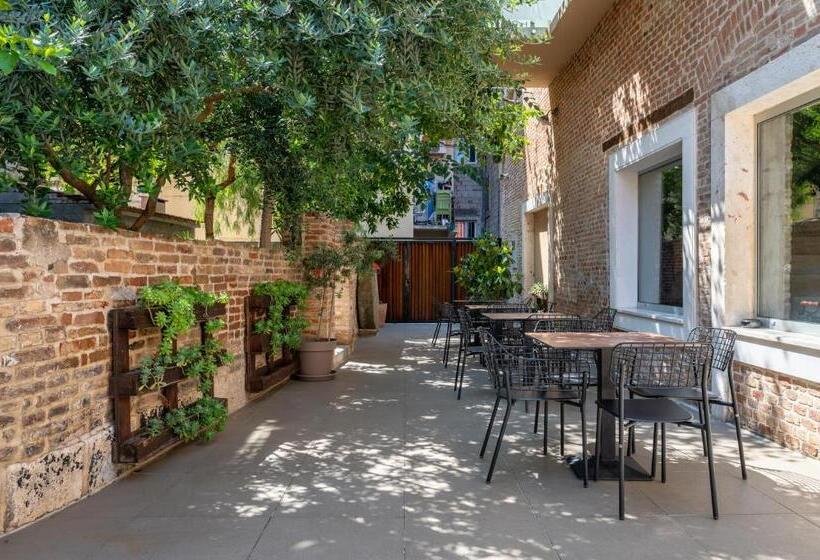 Bed and Breakfast Azur Palace Luxury Rooms