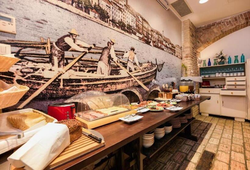 Bed and Breakfast Azur Palace Luxury Rooms