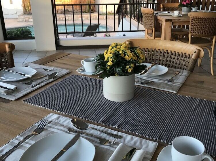 مبيت وإفطار Lavender Moon Guest House