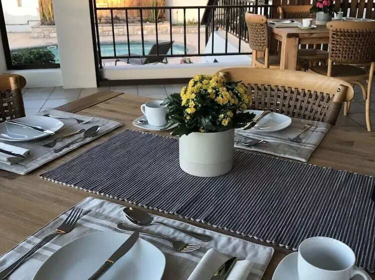 ベッドアンドブレックファースト Lavender Moon Guest House