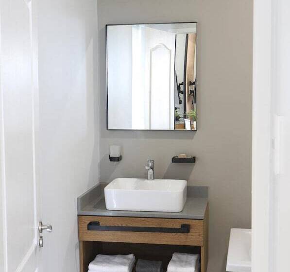 مبيت وإفطار Lavender Moon Guest House