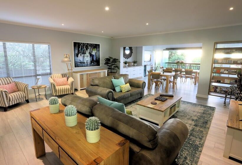 مبيت وإفطار Lavender Moon Guest House