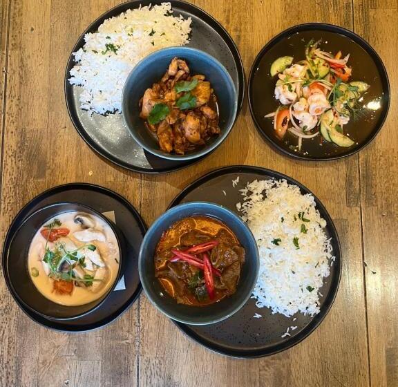 فندق فئة نجمة واحدة Kings Arms