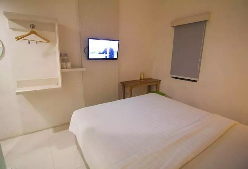 Hotel Fovere Puri Semarang