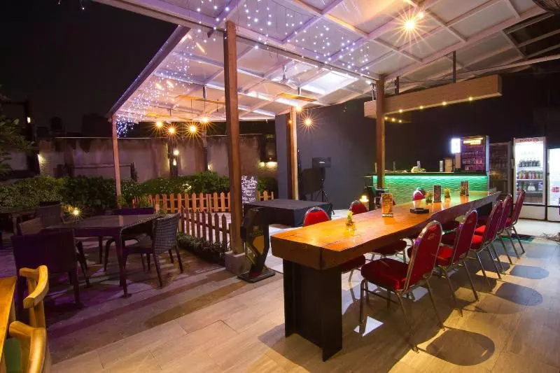 Hotel Fovere Puri Semarang