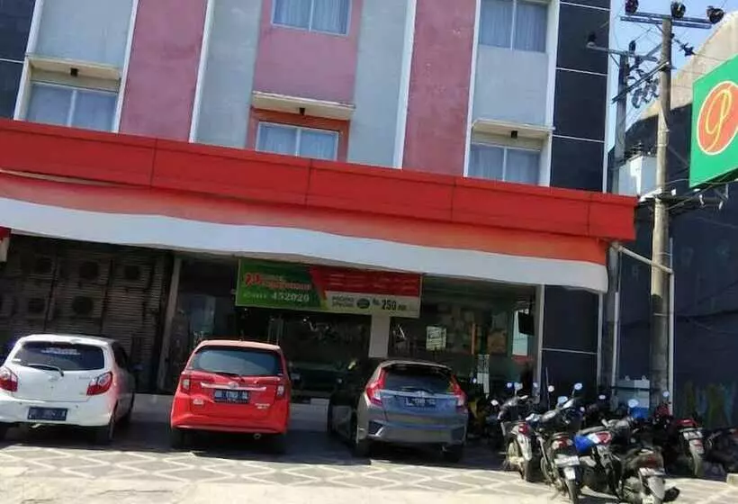 هتل Pengayoman