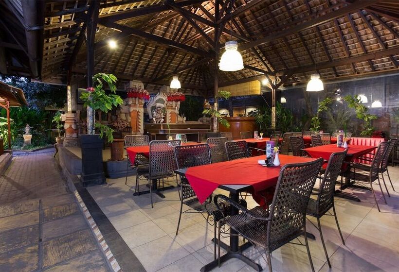 Отель Reddoorz Near Seminyak Beach