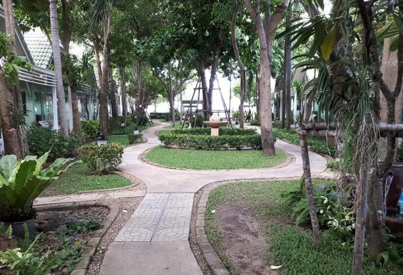 בית מלון כפרי Sea Sky Resort