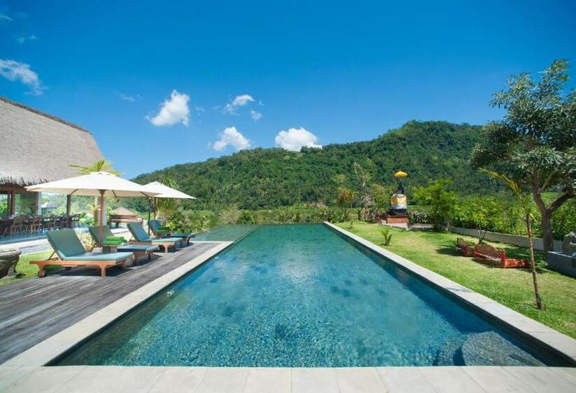 ホテル Villa Kropak