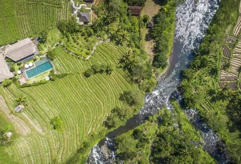 ホテル Villa Kropak