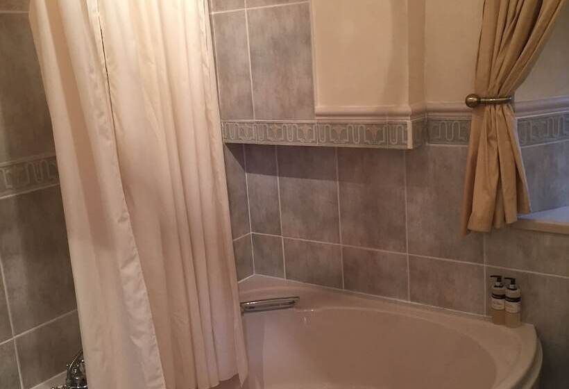 مبيت وإفطار Lovat House