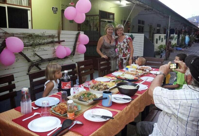 بنسيون Nan Inn Bungalow