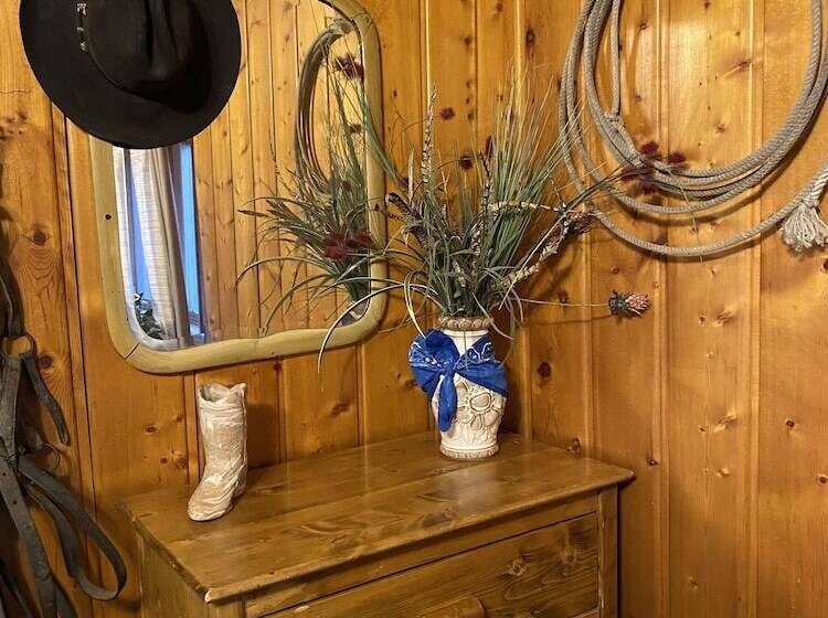 Roundtop Mountain Vista   Cabins And Motel