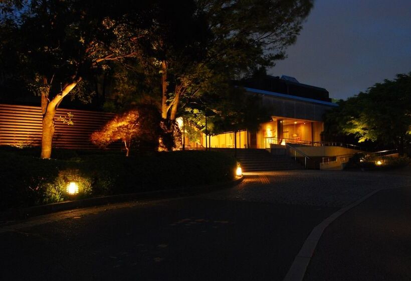 Ryokan 山荘 風の杜 Sanso Kazenomori