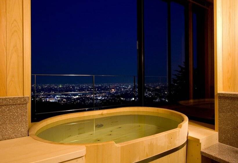 Ryokan 山荘 風の杜 Sanso Kazenomori