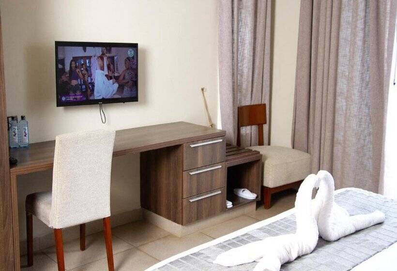 The Royal Shaza Suites