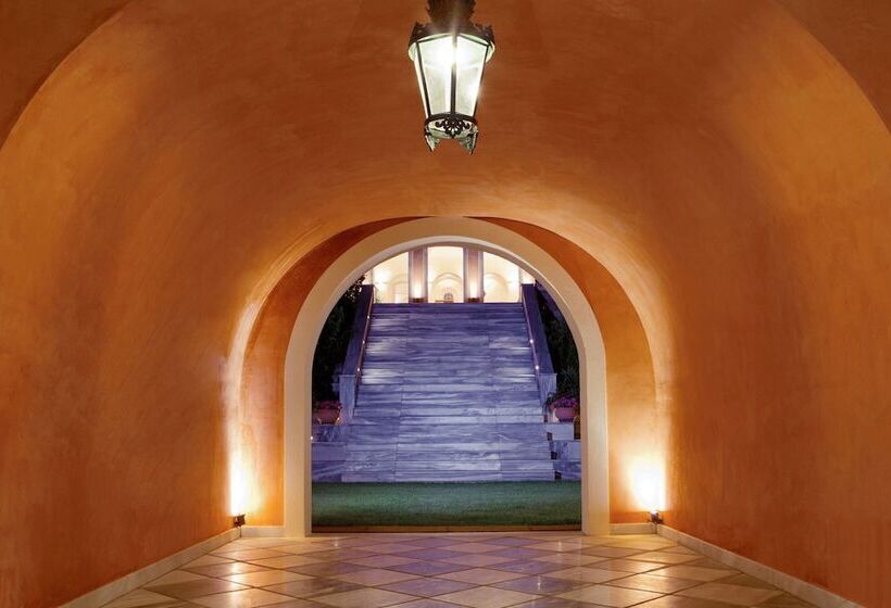 Villa Veneziano Suites & Villa