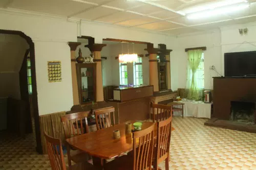 De Native Guest House Hostel