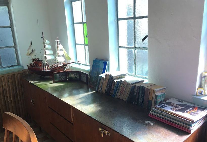 De  Native Guest House  Hostel