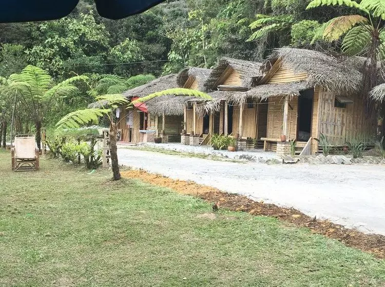 De Native Guest House Hostel
