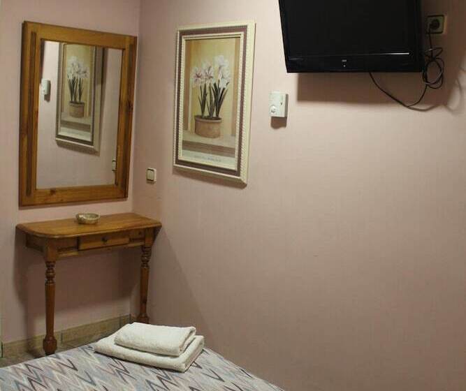 Общежитие La Posá