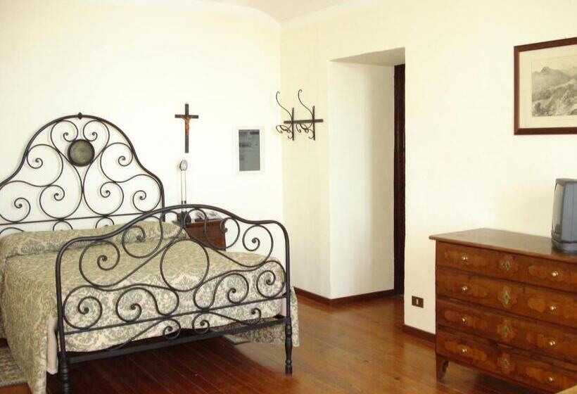 هاستل Santuario Di Oropa