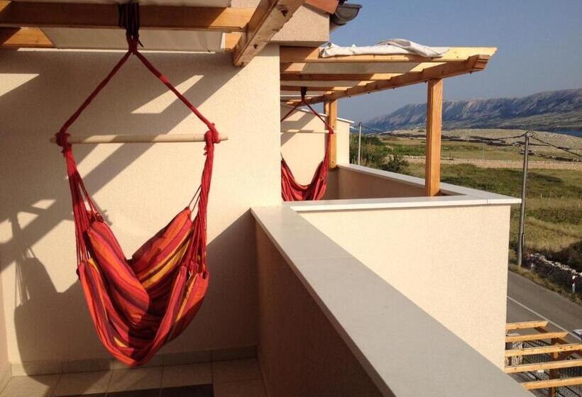 Bed & Breakfast Marta & Tona