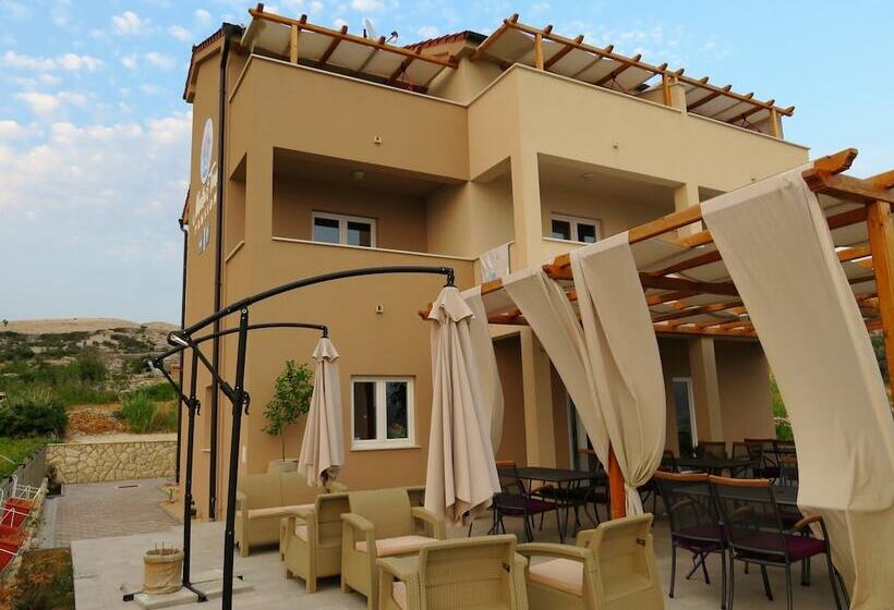 Bed & Breakfast Marta & Tona