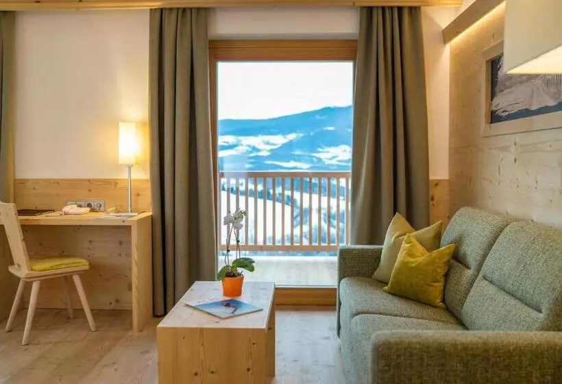 Dolmites Nature Hotel Vigilerhof