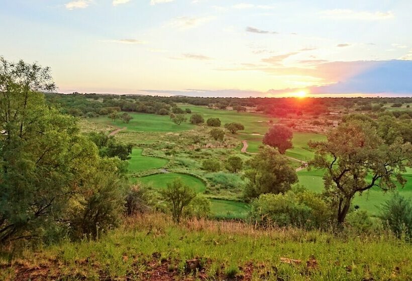 Elements Private Golf Reserve