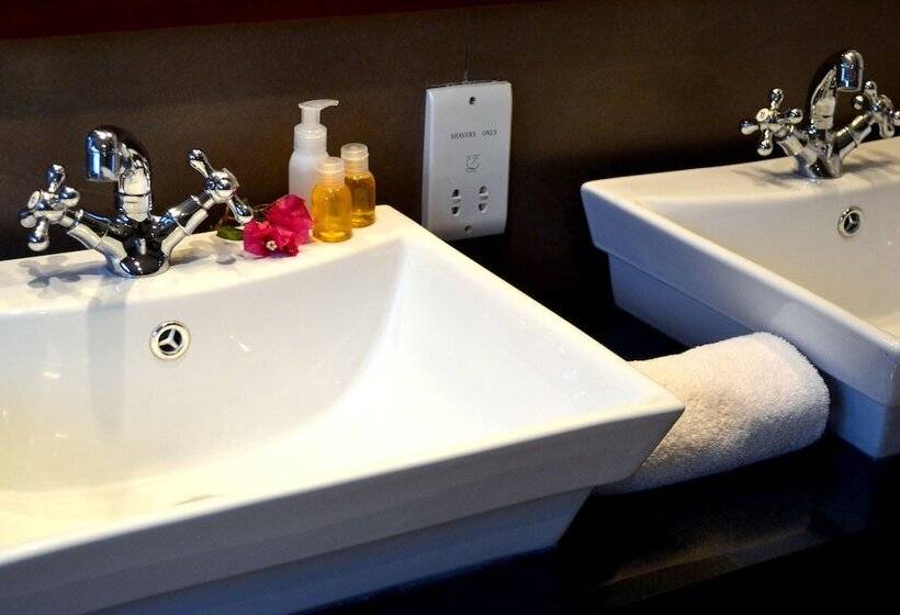 Elements Private Golf Reserve