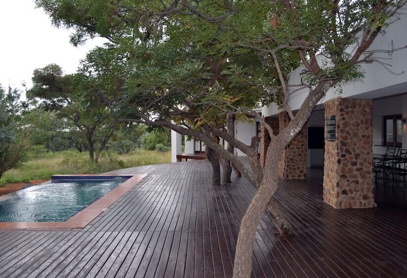 Elements Private Golf Reserve