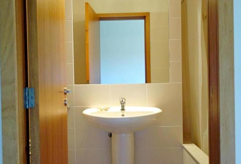 Charming House In Ponte De Lima With Mountain Views