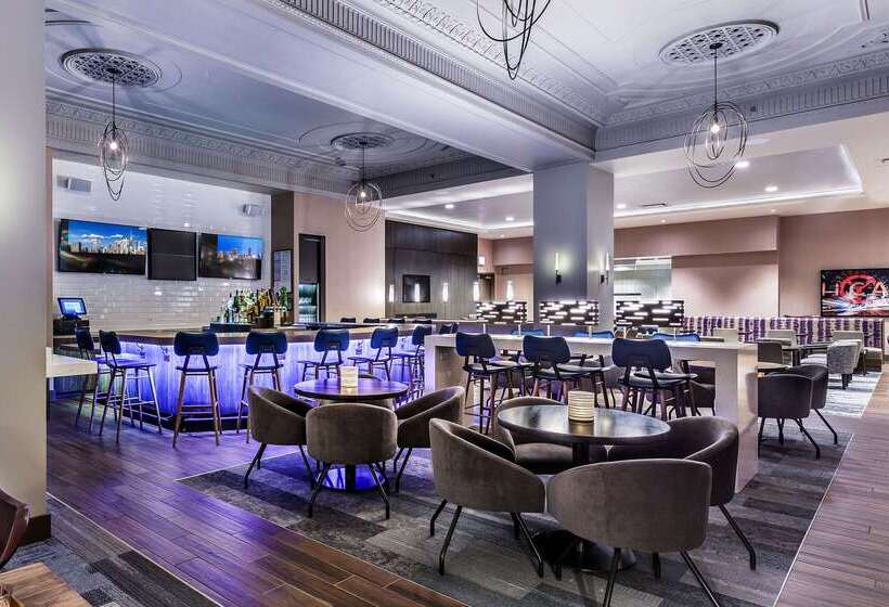 Cambria Hotel Chicago Loop   Theatre District