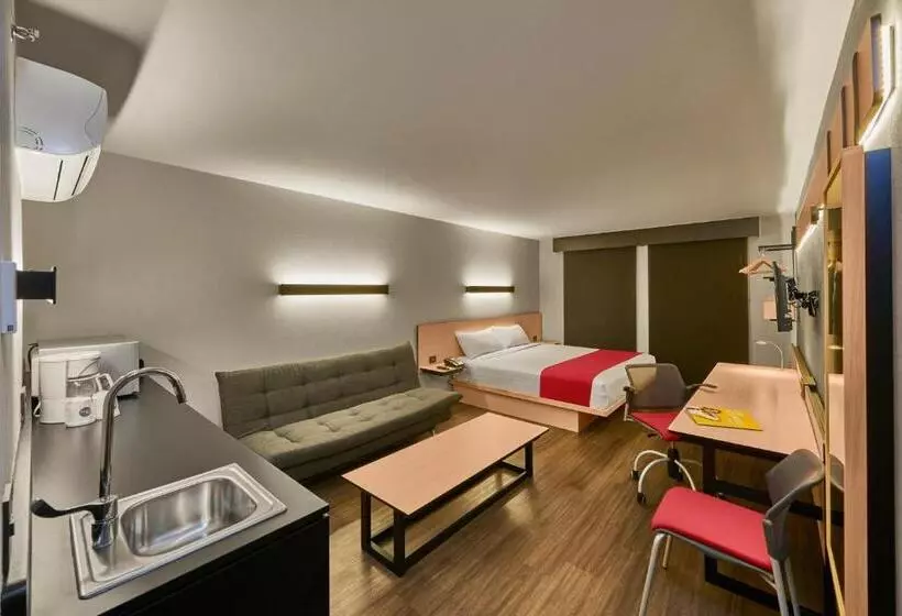 Hotelli City Express By Marriott Celaya Galerias