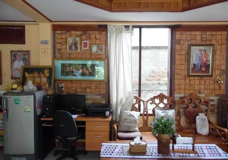Hotelli Heuan Lao Guesthouse