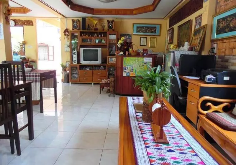 Hotelli Heuan Lao Guesthouse