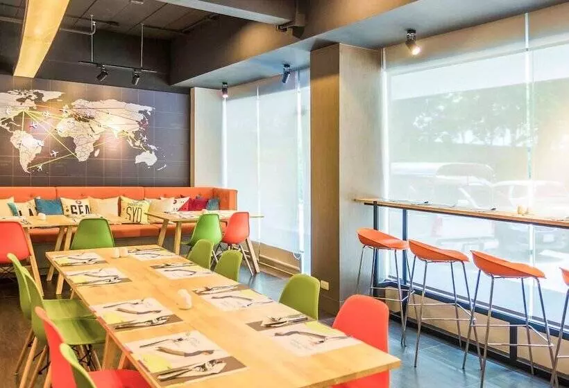 ホテル Ibis Styles Bangkok Sukhumvit 50